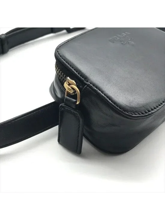 Prada Logo Pouch Black - Picture 5 of 10